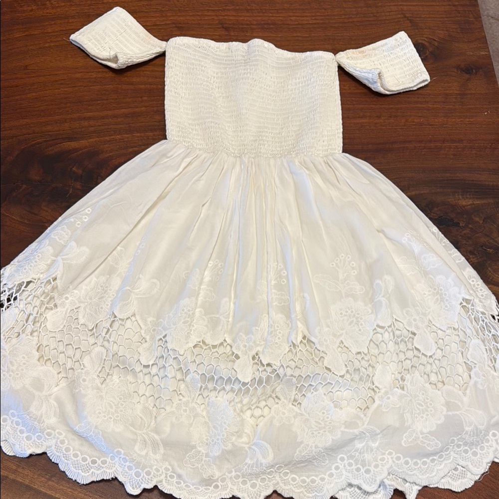 White Off-Shoulder Lace Dress